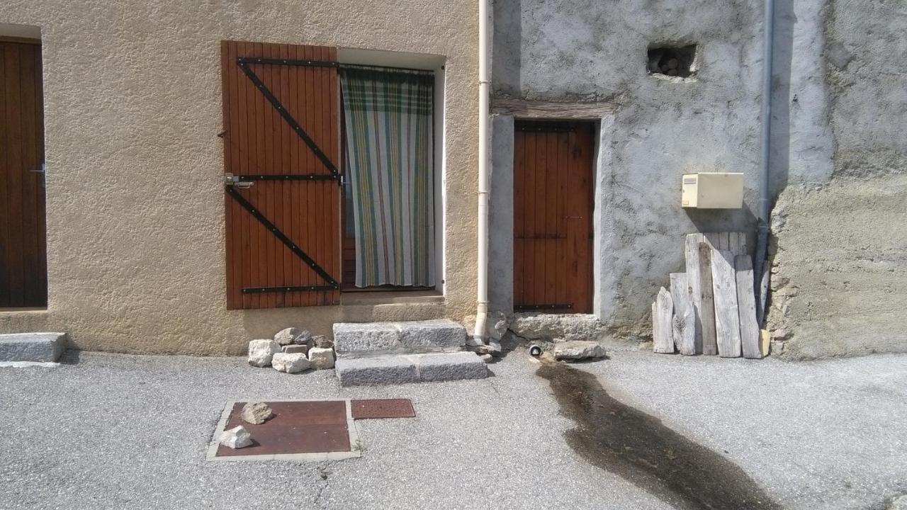 Mireille Apartment Castellane Exterior photo
